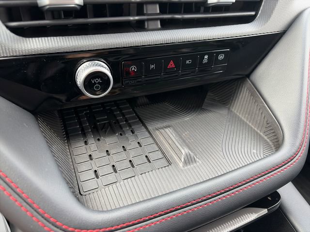 Used 2025 Ford Explorer ST image 25