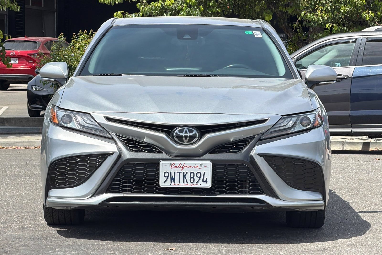 Used 2023 Toyota Camry XSE FWD image 9