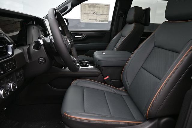 New 2026 GMC Yukon XL AT4 w/ AT4 Premium Plus Package AWD/4WD image 10