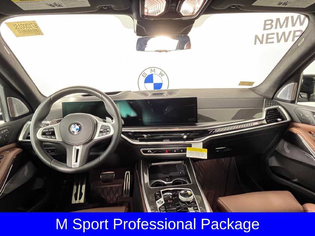 Certified 2027 BMW X7 M60i AWD/4WD image 8