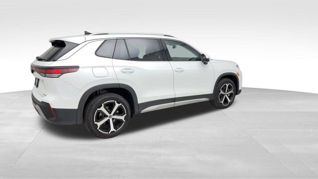 Certified 2025 Volkswagen Tiguan SE image 2