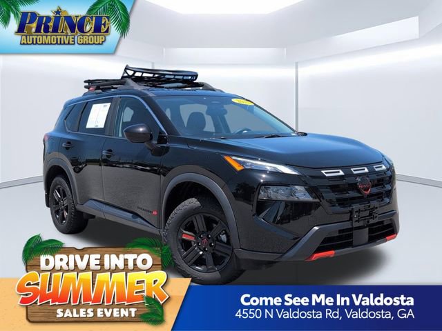 Used 2025 Nissan Rogue SV AWD/4WD image 1