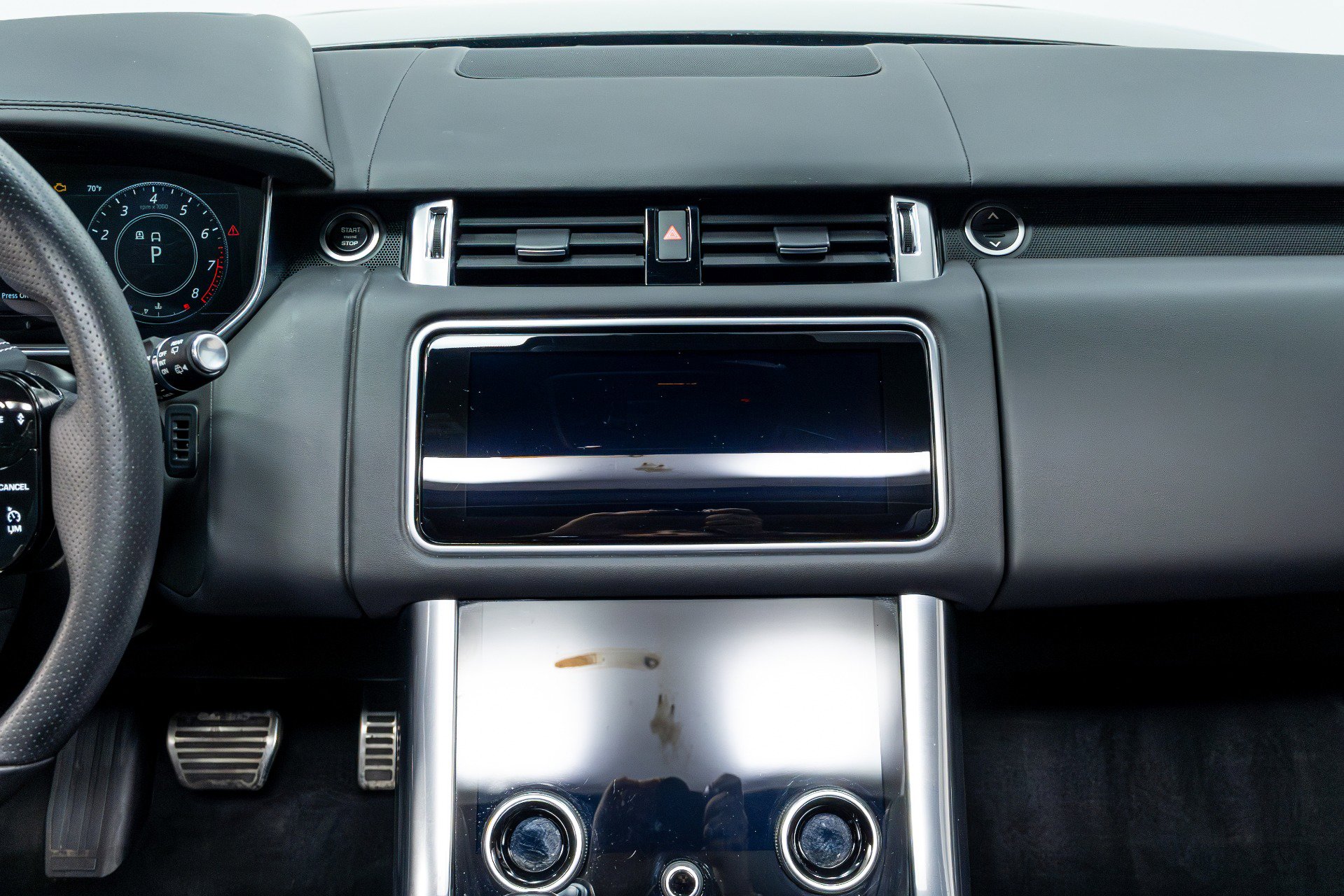 Used 2022 Land Rover Range Rover Sport SVR image 38