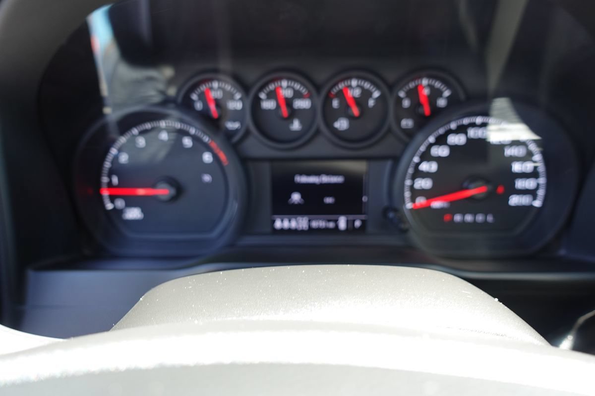 Used 2025 Chevrolet Silverado 2500 W/T AWD/4WD image 47