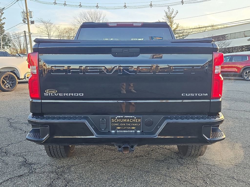 Used 2021 Chevrolet Silverado 1500 Custom image 5