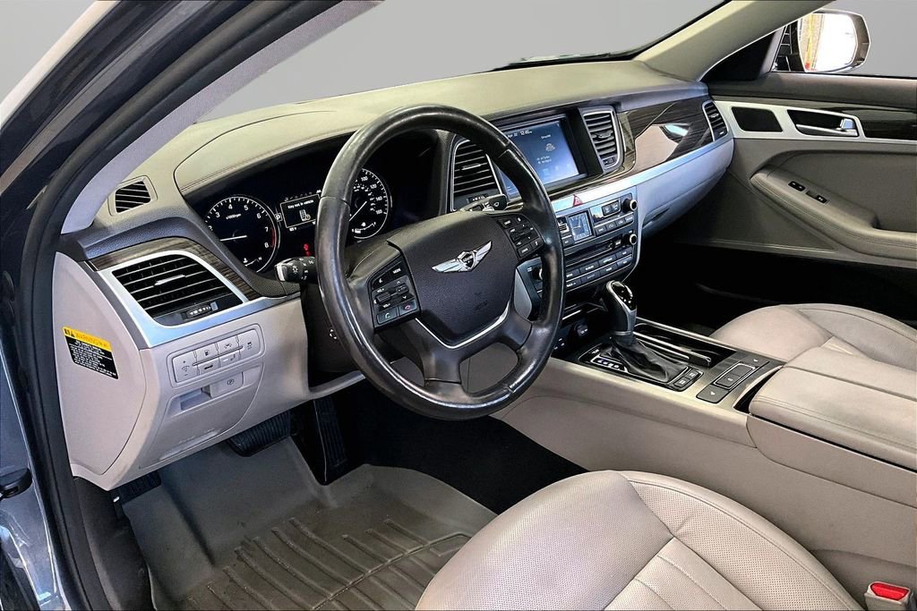 Used 2017 Genesis G80 3.8 AWD/4WD image 17
