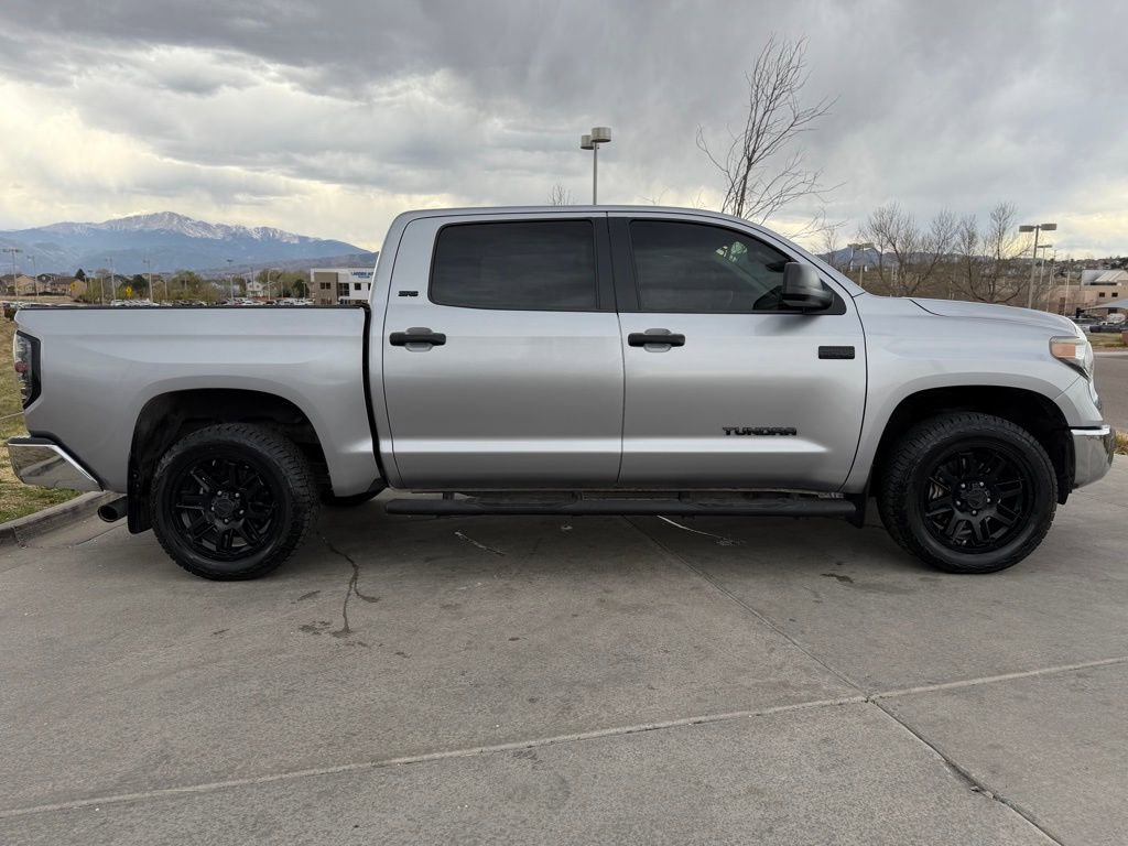 Used 2021 Toyota Tundra SR5 w/ SR5 Upgrade Package image 9