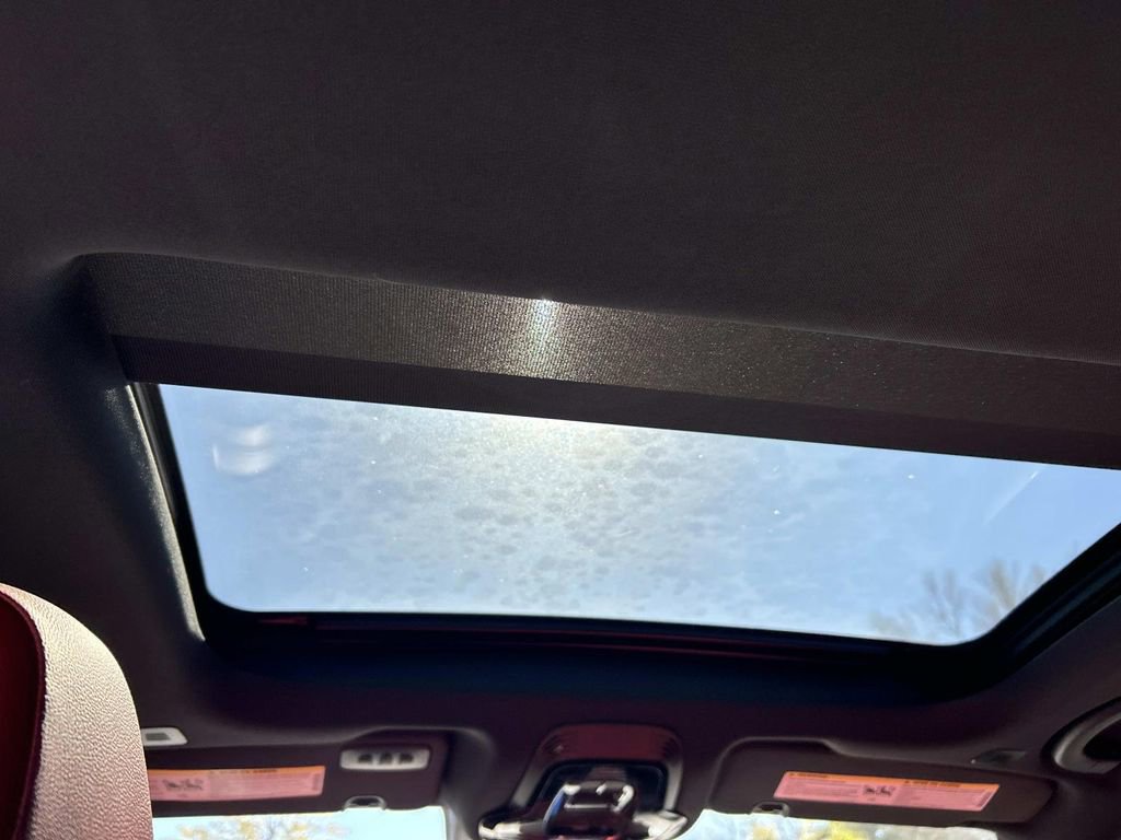 Used 2022 Alfa Romeo Giulia Veloce image 24