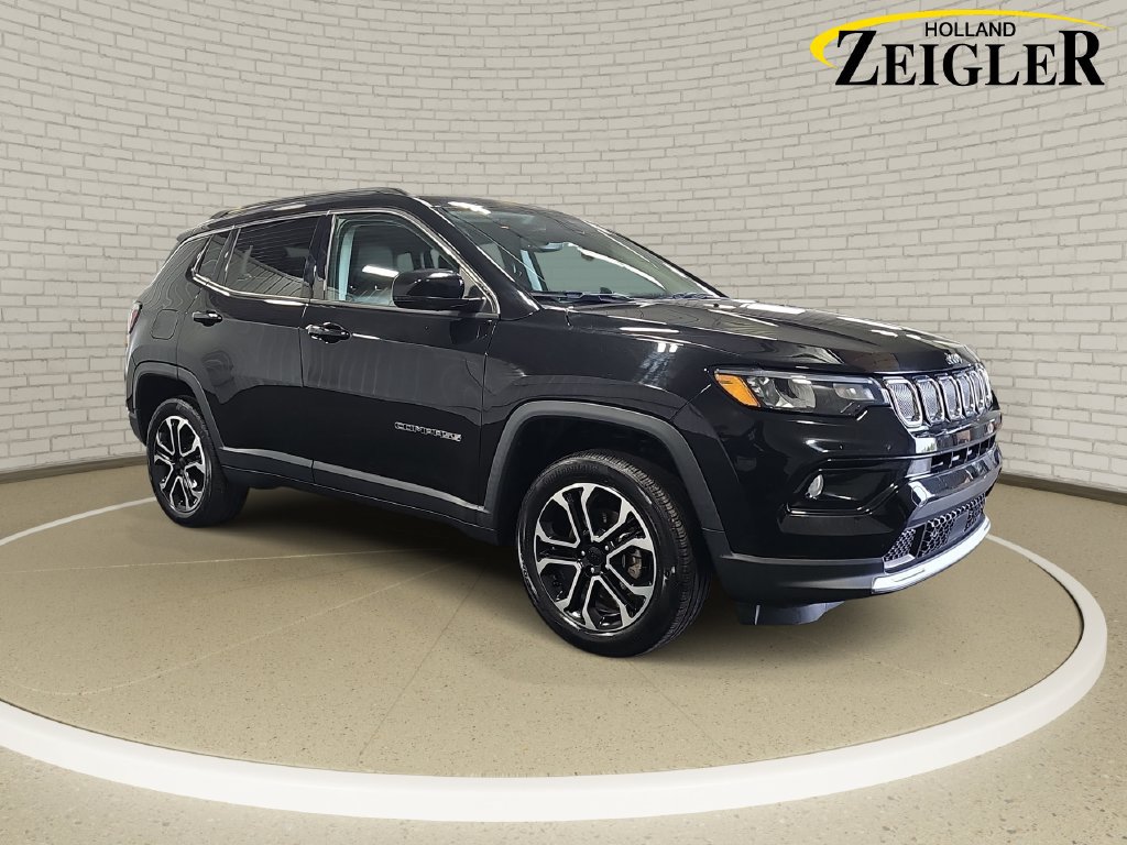 Used 2022 Jeep Compass Limited w/ Sun and Sound Group AWD/4WD image 3