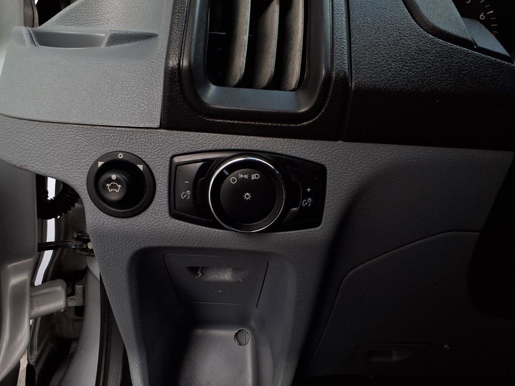 Used 2018 Ford Transit 150 XL image 14