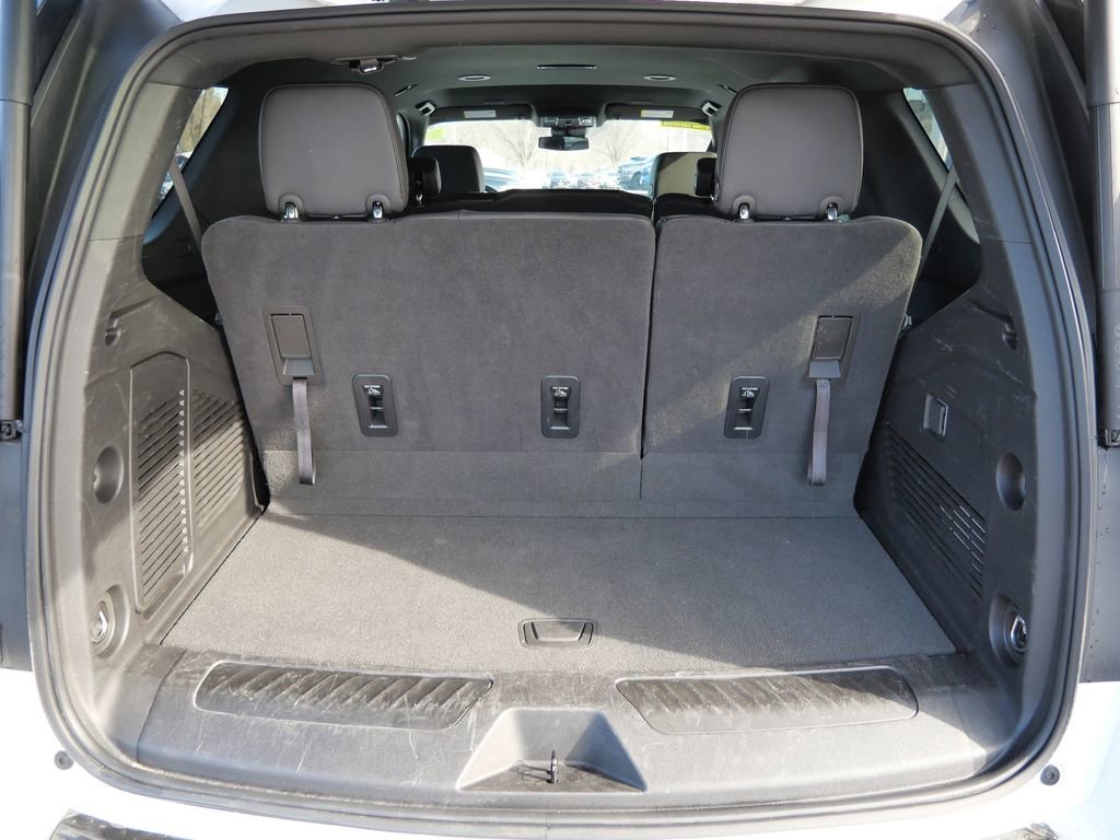 Used 2025 Chevrolet Tahoe LT AWD/4WD image 24