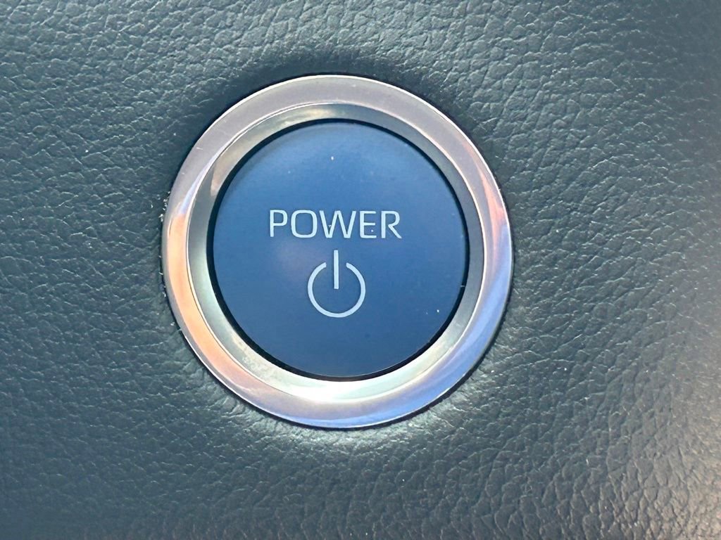 Used 2024 Toyota Tundra Limited AWD/4WD image 43