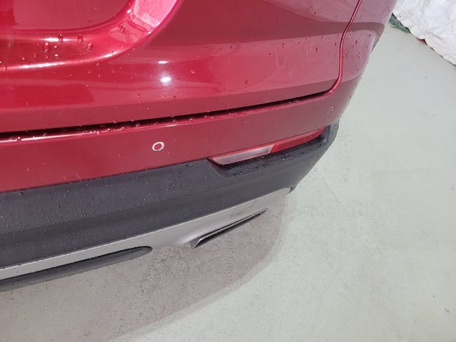 Used 2019 Cadillac XT4 Premium Luxury w/ Driver Awareness Package image 12