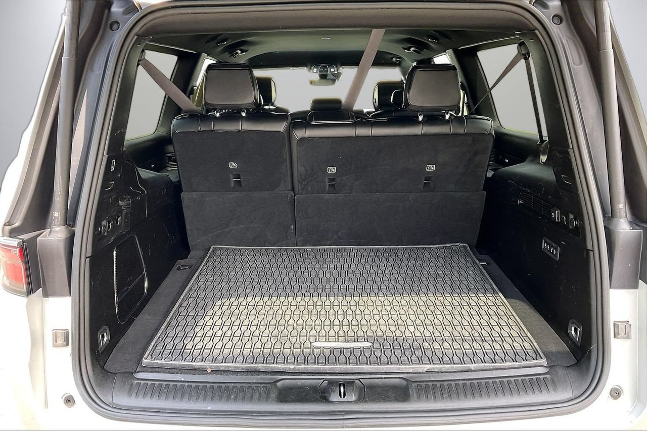 Certified 2024 Jeep Wagoneer L Series II w/ Flexible Seating Group AWD/4WD image 27