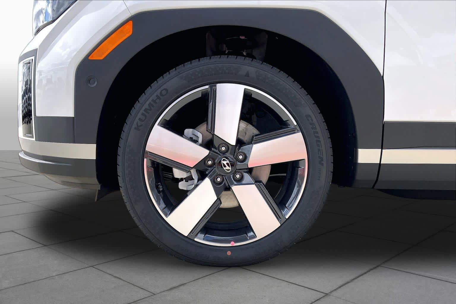 New 2027 Hyundai Santa Fe Limited AWD/4WD image 11