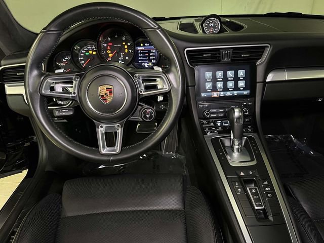 Certified 2017 Porsche 911 Carrera 4S image 25