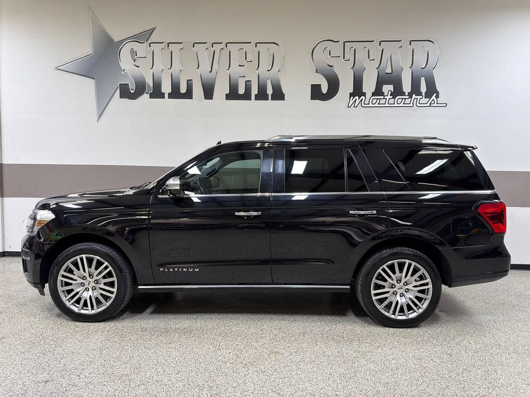 Used 2023 Ford Expedition Platinum AWD/4WD image 5