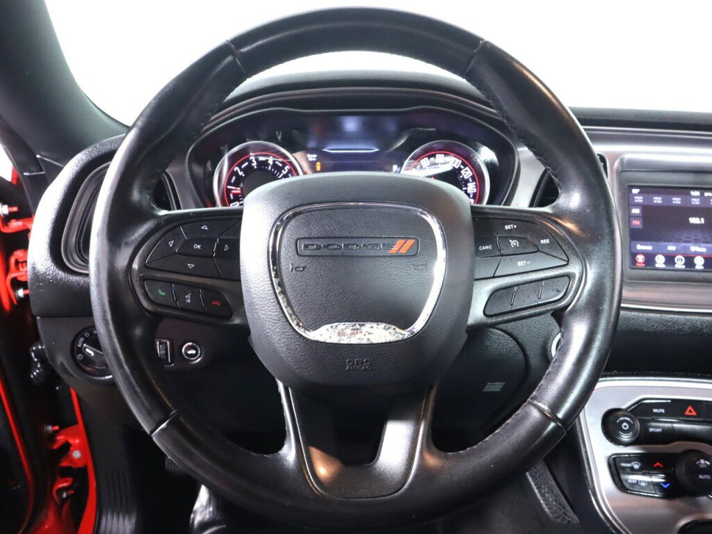 Used 2023 Dodge Challenger SXT RWD image 11