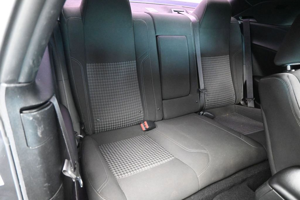 Used 2022 Dodge Challenger SXT w/ Driver Convenience Group RWD image 35