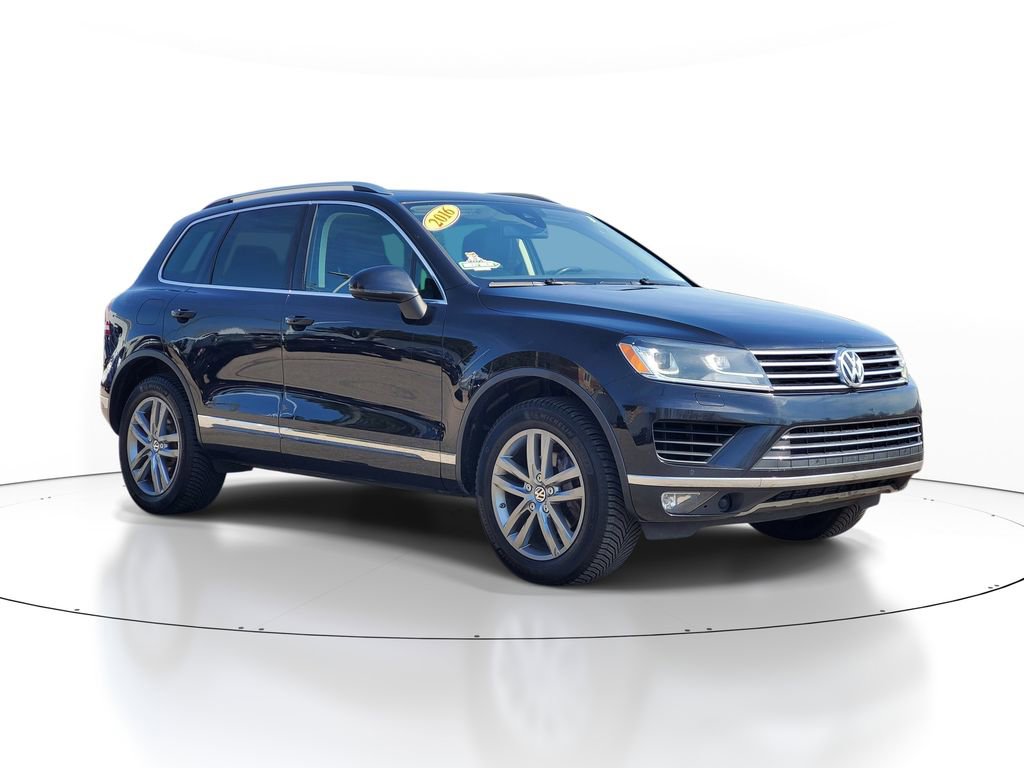 Used 2016 Volkswagen Touareg Lux