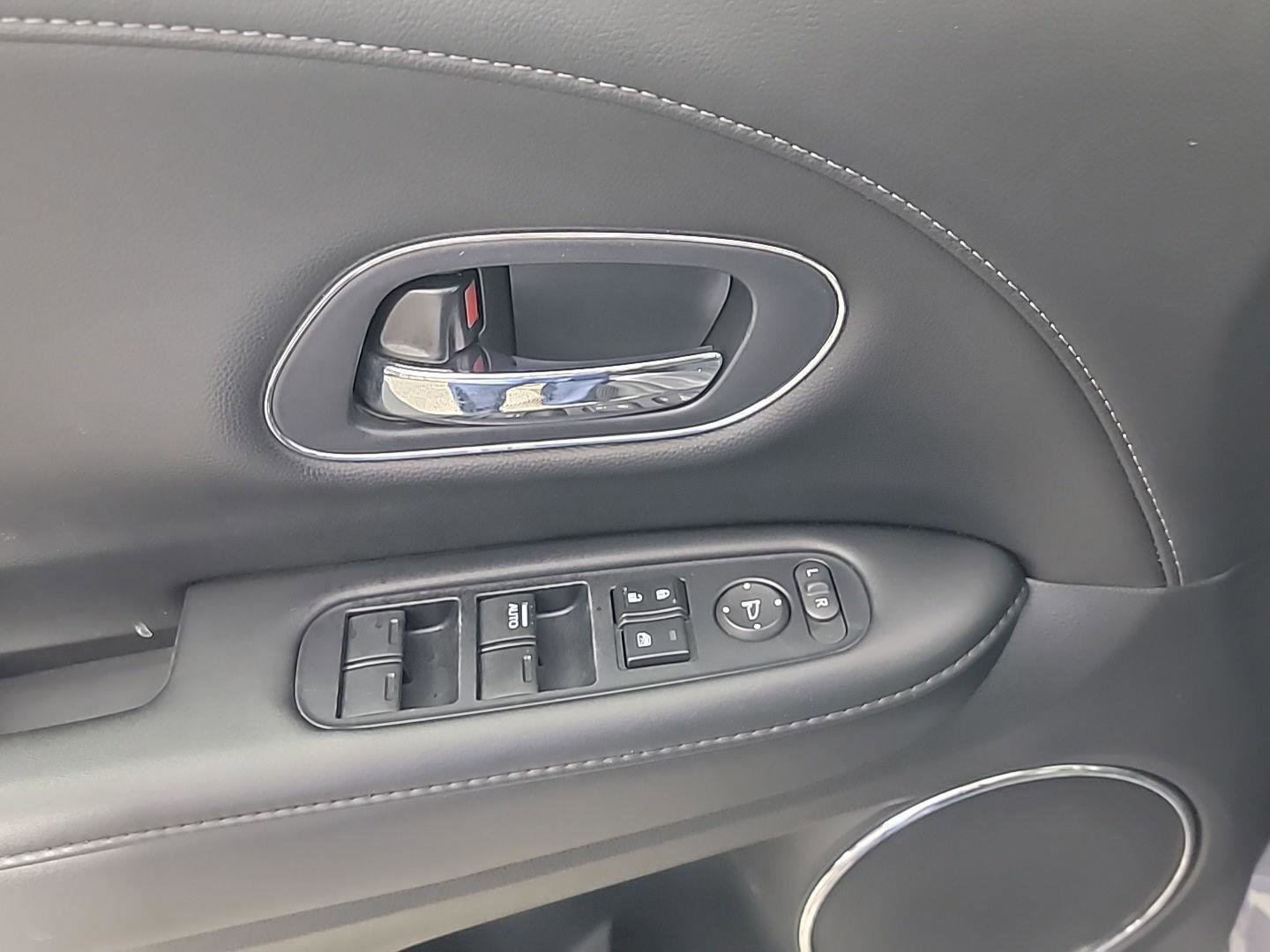 Certified 2019 Honda HR-V EX-L image 36