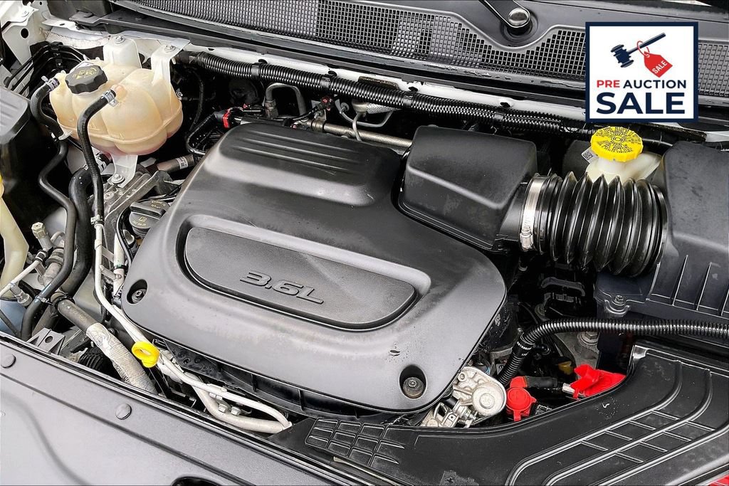 Used 2023 Chrysler Voyager LX FWD image 31