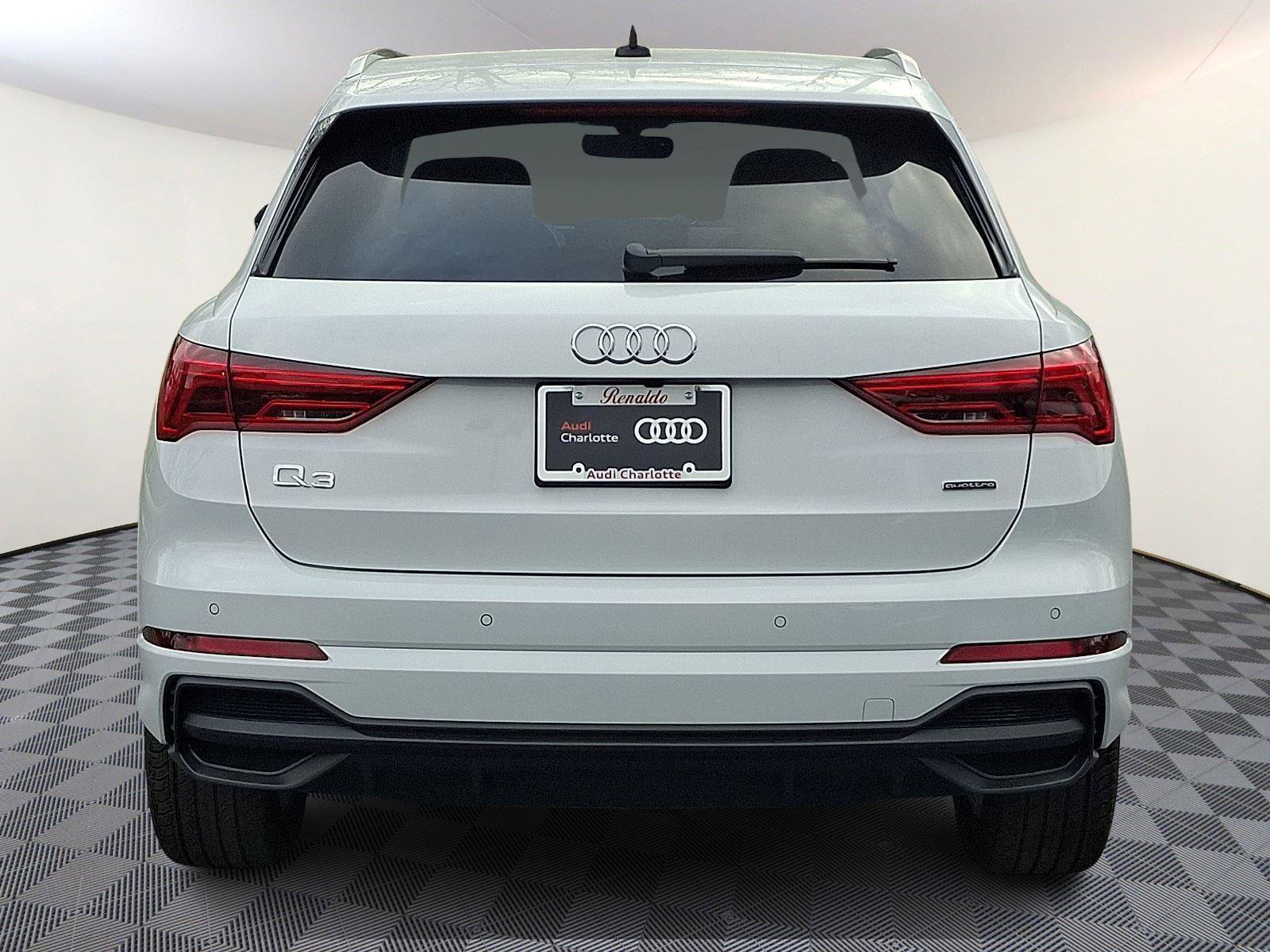 Used 2025 Audi Q3 2.0T Premium Plus w/ Premium Plus Package image 5