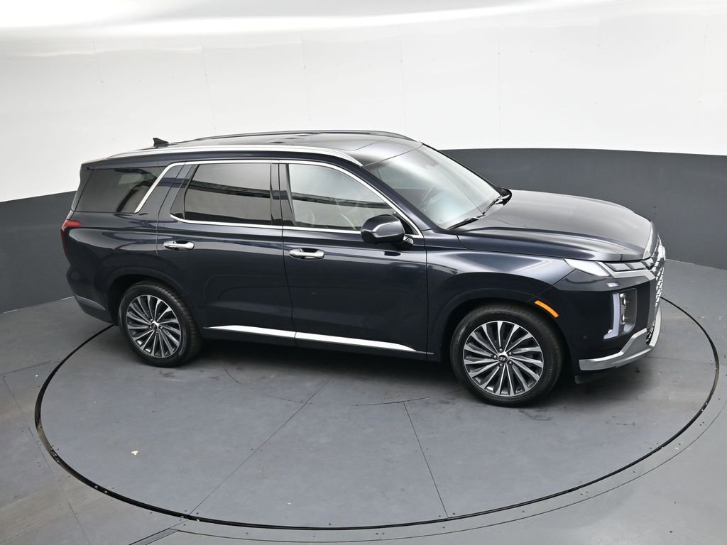 Used 2024 Hyundai Palisade Calligraphy image 18