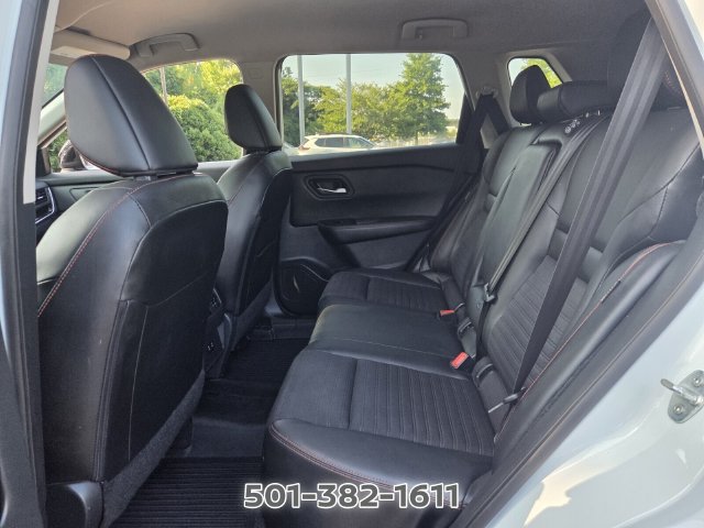 Used 2025 Nissan Rogue SV AWD/4WD image 10