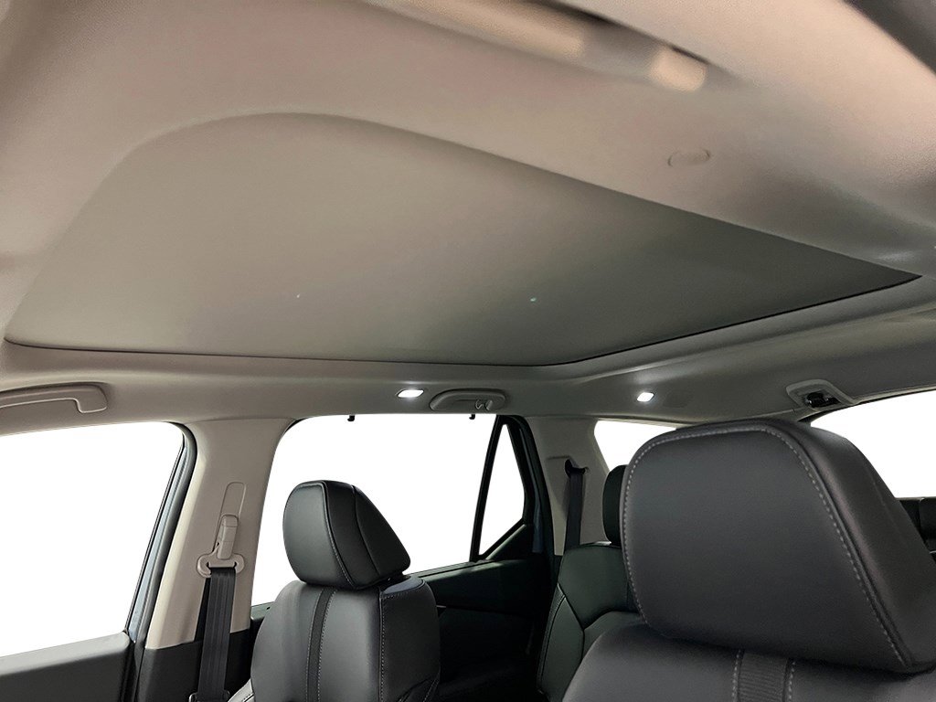 New 2025 Honda Pilot Touring image 25
