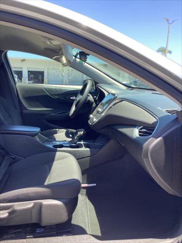 Used 2023 Chevrolet Malibu LT FWD image 31