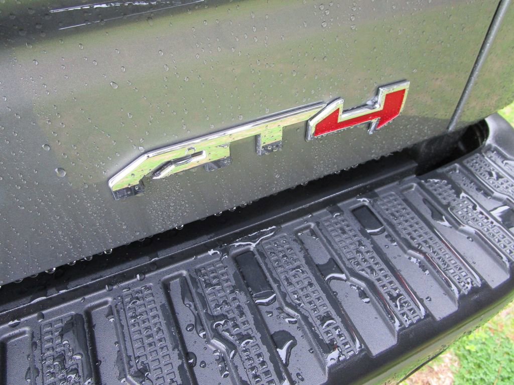 New 2026 GMC Sierra 1500 AT4 w/ AT4 Premium Package image 10