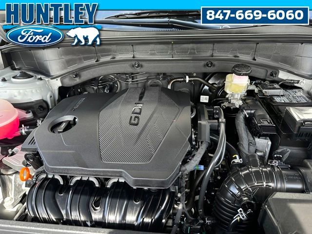 Used 2025 Kia Sorento S image 8