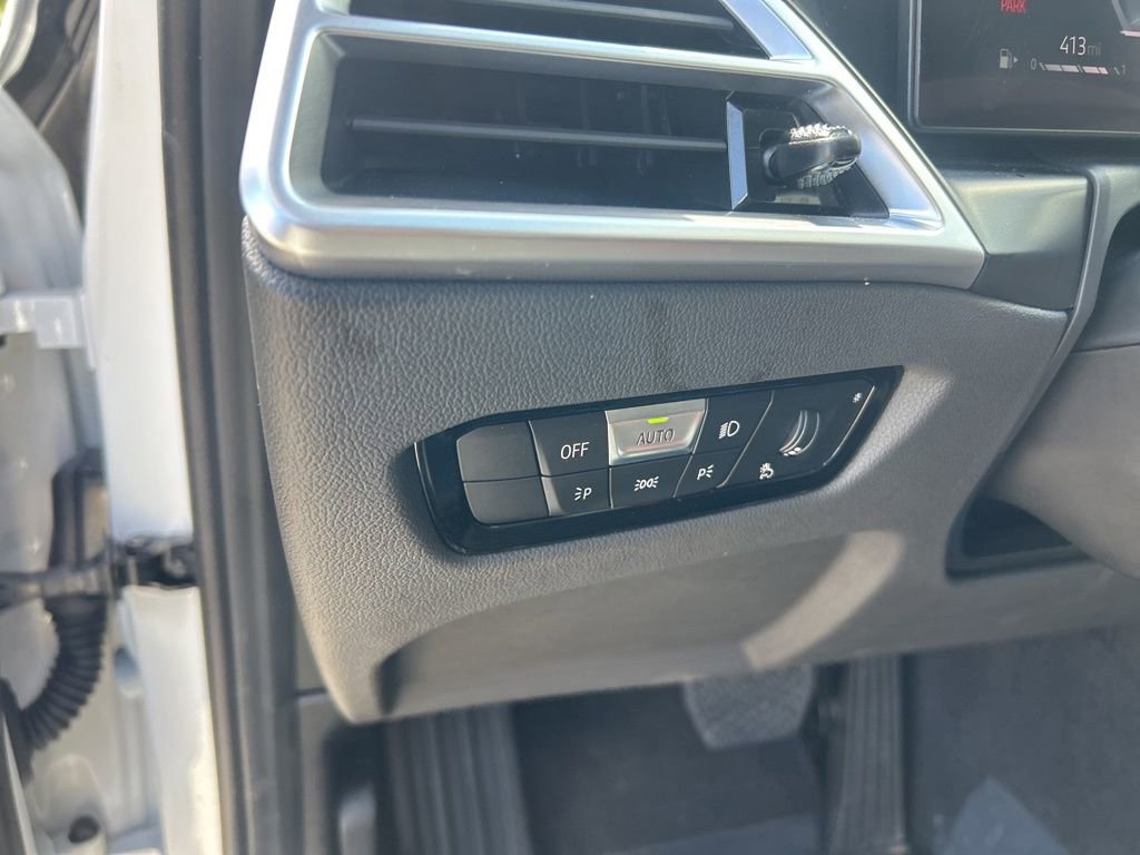 Used 2025 BMW 330i xDrive Sedan image 39