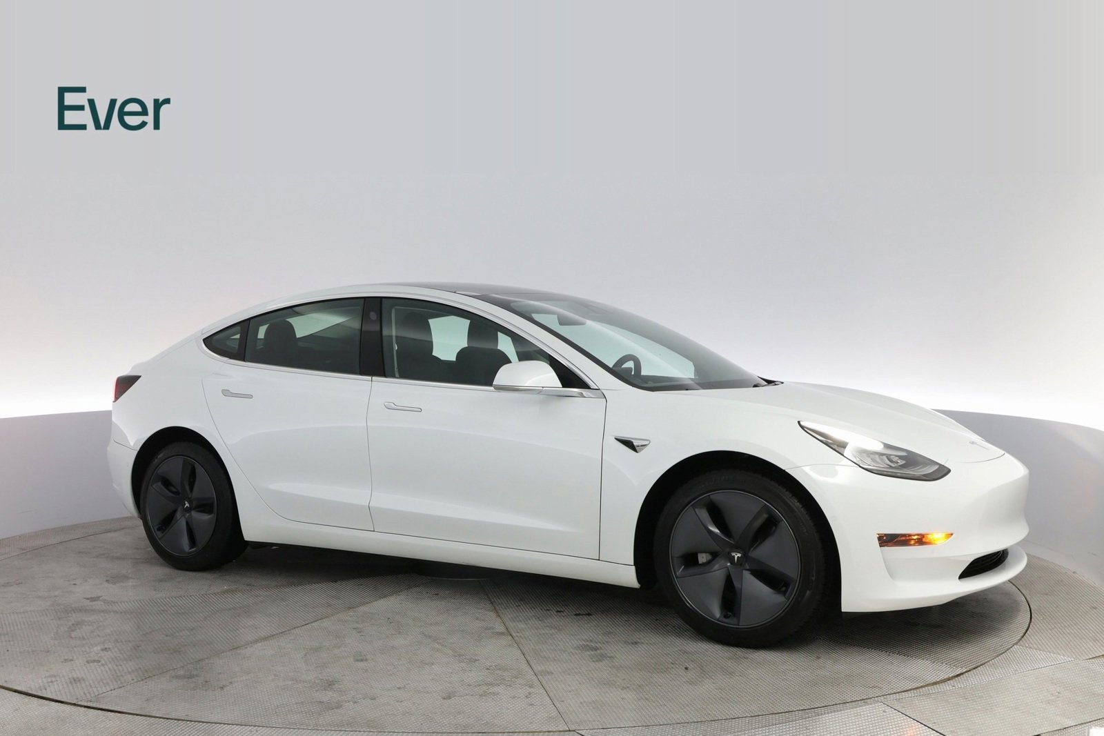 Used 2020 Tesla Model 3 Standard Range image 5