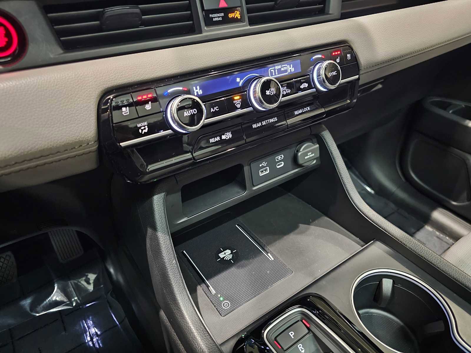 Used 2023 Honda Pilot Elite image 18