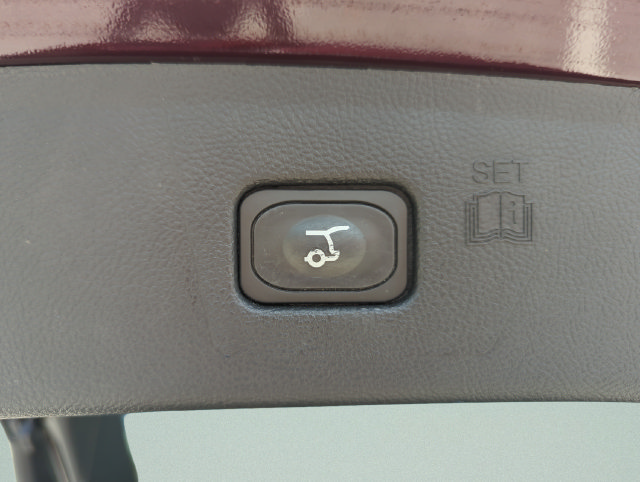 Used 2024 Ford Edge ST-Line AWD/4WD image 18