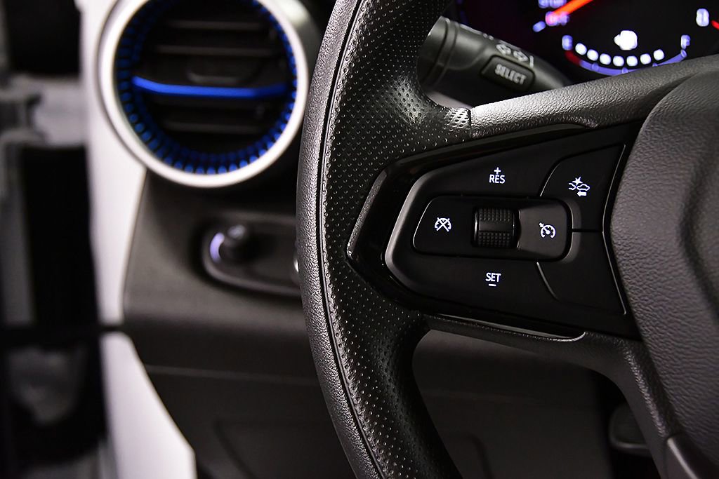 Used 2024 Chevrolet Trax LS w/ LS Convenience Package image 17