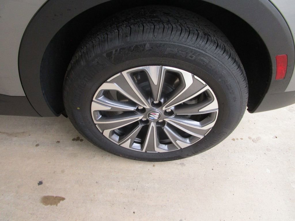 Used 2025 Buick Envision Preferred AWD/4WD image 10