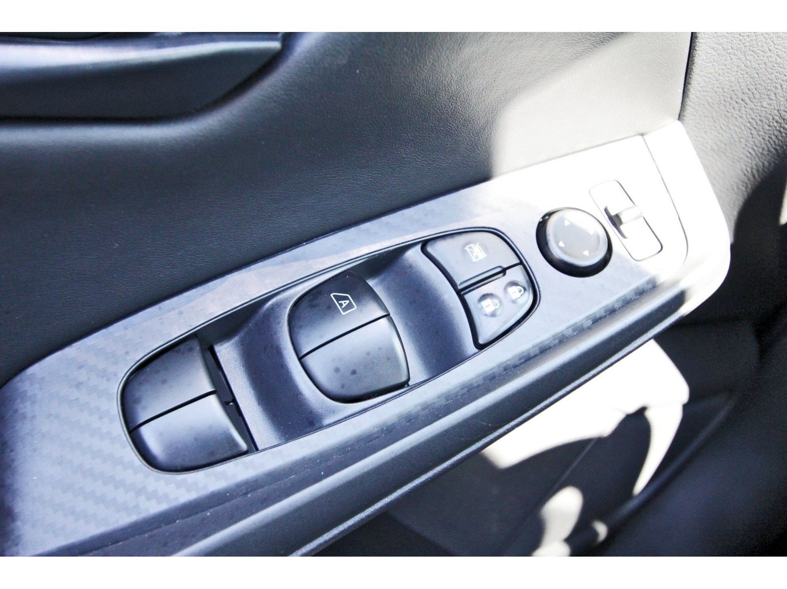 Certified 2025 Nissan Sentra S FWD image 24