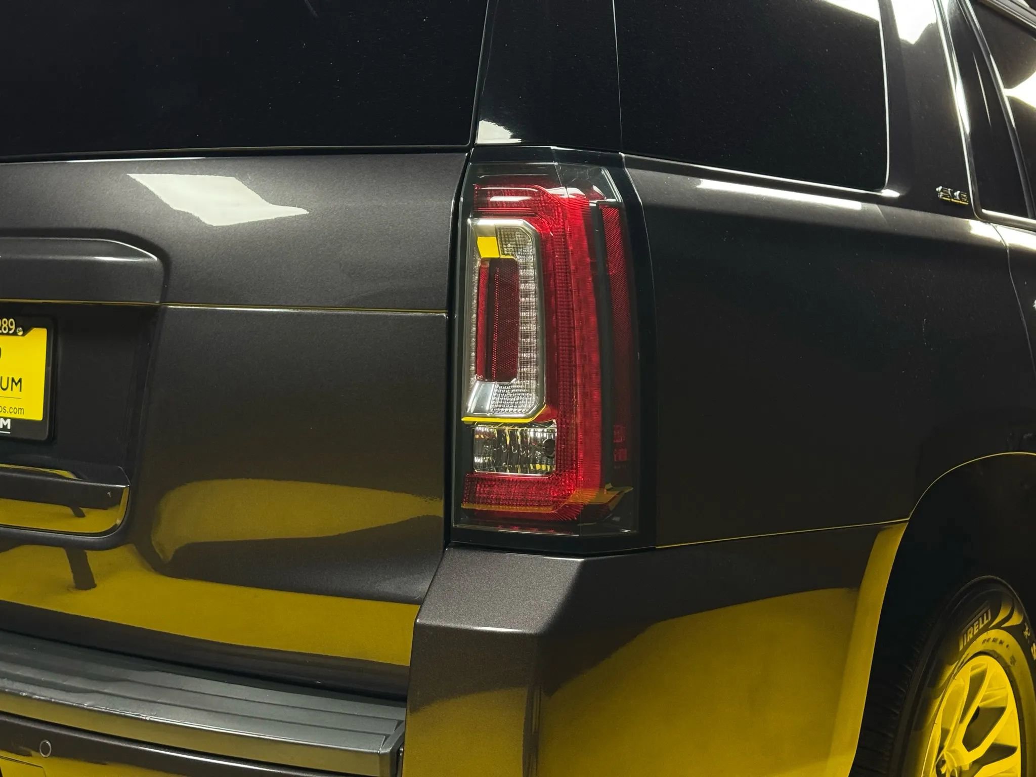 Used 2016 GMC Yukon SLE w/ HD Trailering Package image 8