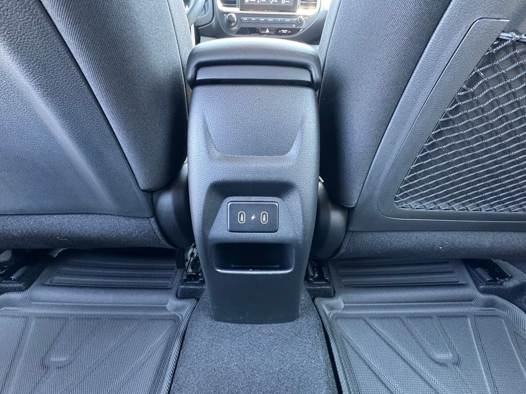 Certified 2026 Hyundai Venue SEL FWD image 12