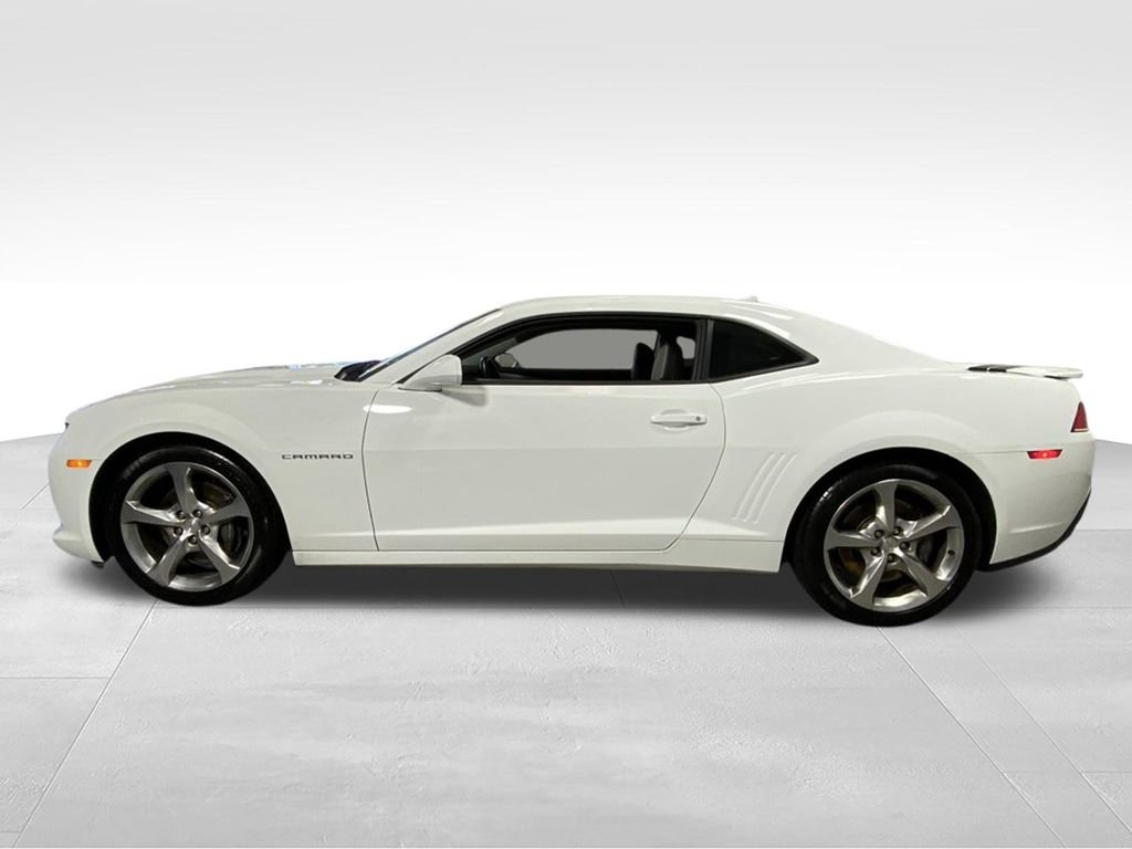 Used 2015 Chevrolet Camaro SS w/ RS Package RWD image 7