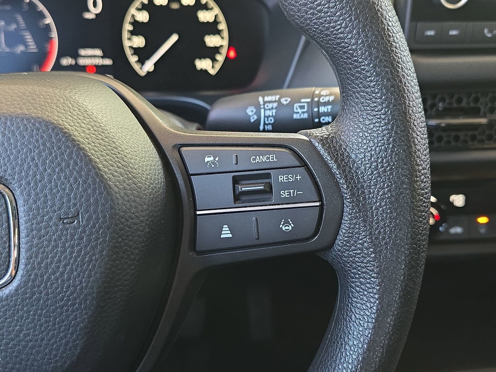 Certified 2024 Honda HR-V LX image 17