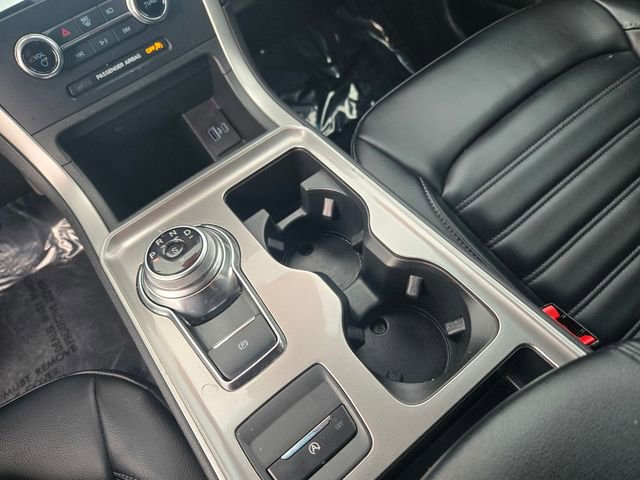 Used 2024 Ford Edge SEL image 15