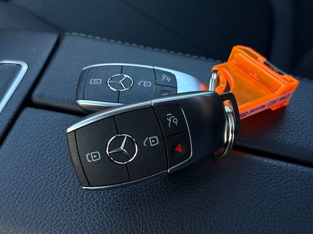 Used 2021 Mercedes-Benz GLB 250 4MATIC image 39