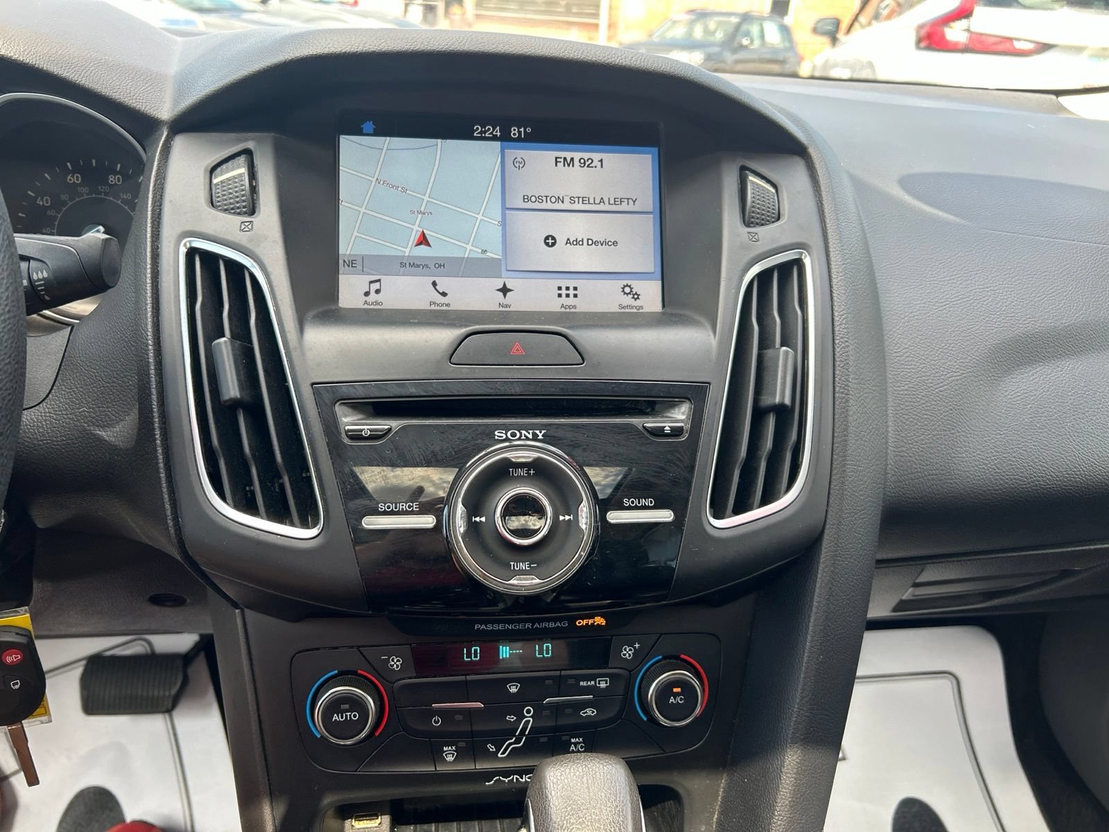 Used 2017 Ford Focus SEL FWD image 25