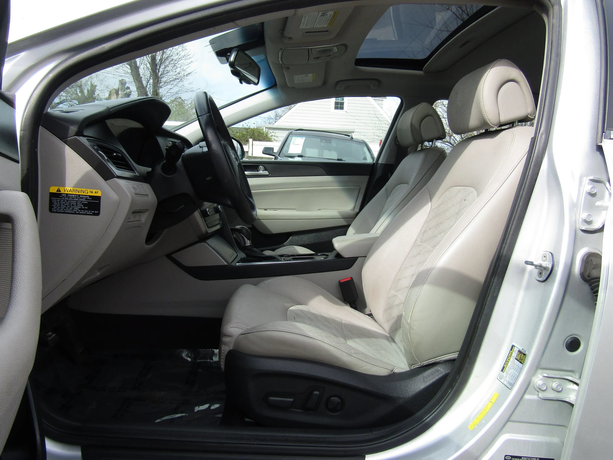 Used 2016 Hyundai Sonata Sport w/ Option Group 1V FWD image 18