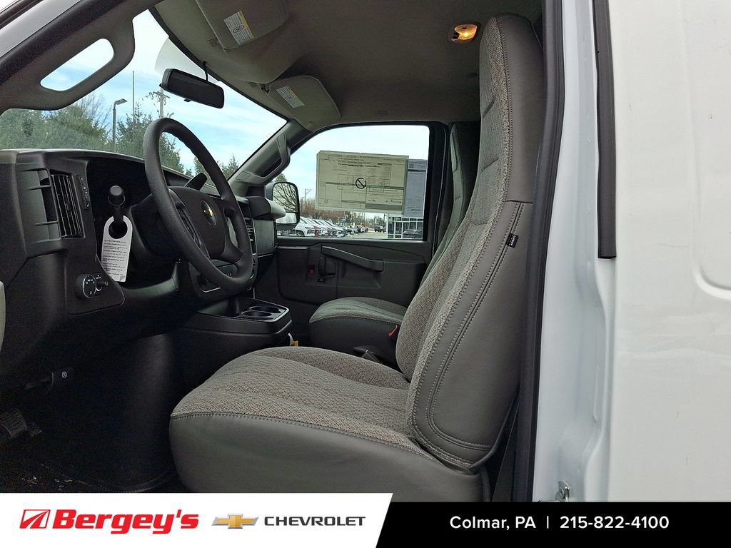 New 2025 Chevrolet Express 2500 w/ Driver Convenience Package RWD image 10
