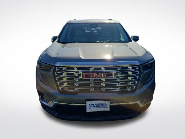 New 2027 GMC Acadia Denali w/ LPO, Floor Liner Package AWD/4WD image 9